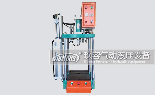 采用氣液增壓器作為動作元件的增壓機產(chǎn)品 采用氣液增壓器作為動作元件的增壓機產(chǎn)品